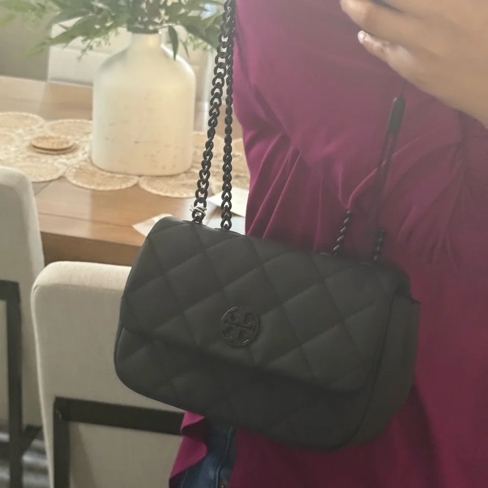 Tory Burch nwt tory